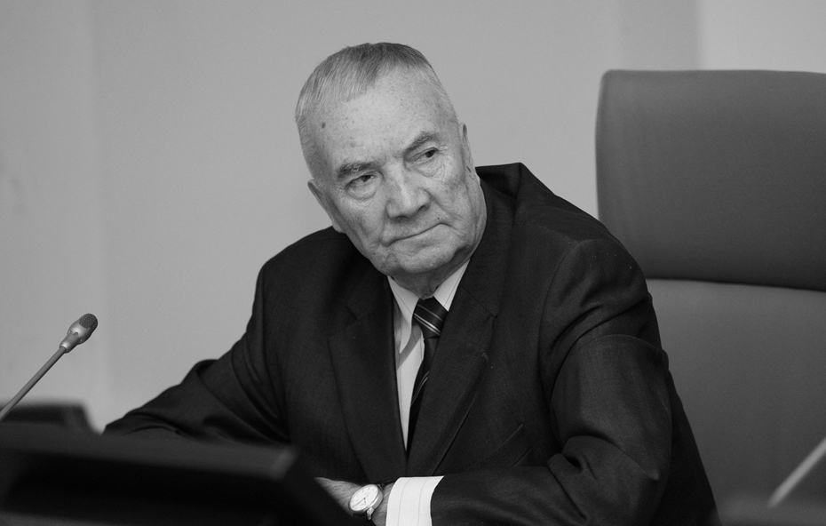 К 85-летию со дня рождения Валерия Васильевича Лазарева