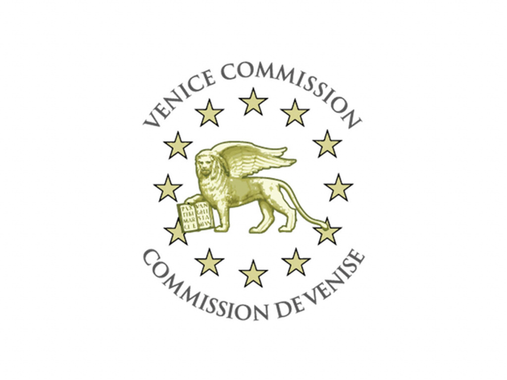 venice_commissionlogo_logo_130317 (1).jpg